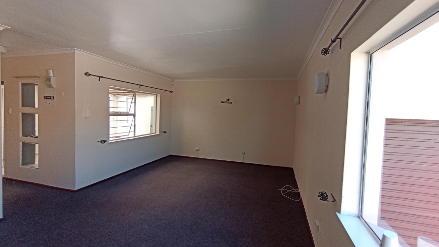 3 Bedroom Property for Sale in Vredenburg Western Cape